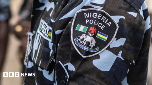 Nigerian Anti-Corruption Boss Exposes Rogue Traffic Officers in Sting Operation