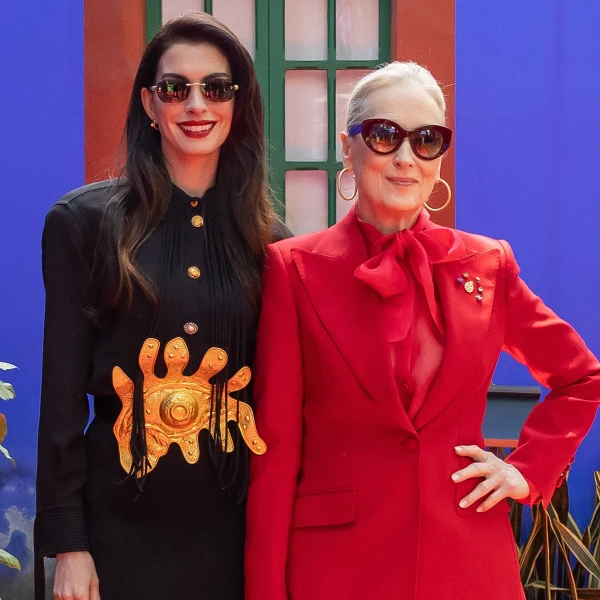 Fashion Icons Reunite: Hathaway and Streep Stun on Devil Wears Prada 2 Global Tour