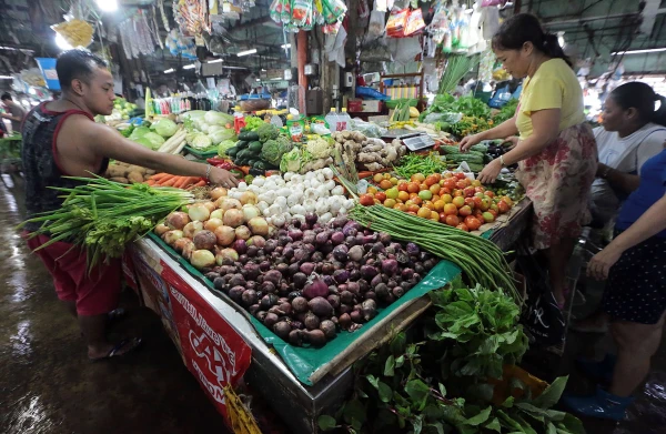 Philippines Faces Inflation Surge Above 5% in April, Threatening Economic Recovery