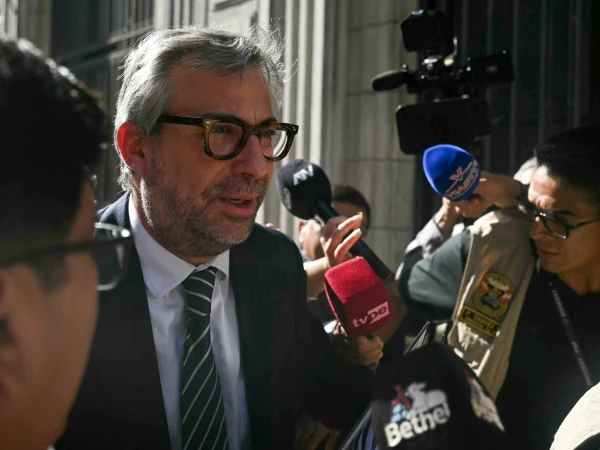 Peru's Top Election Official Resigns Amidst Chaotic Vote Count