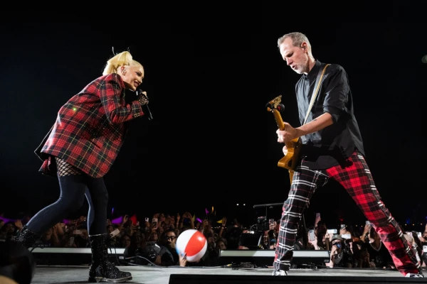 No Doubt's Tom Dumont Opens Up About Parkinson's Battle, Vows to Rock On at Las Vegas Sphere
