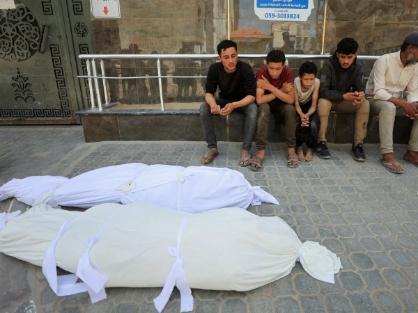 Gaza Violence Persists as West Bank Settlers Escalate Attacks Amid Fragile Truce