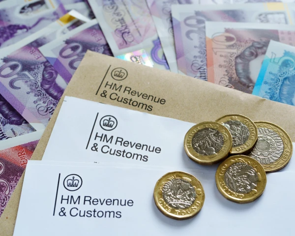 Family Forced to Wait Over a Year for £150,000 Tax Refund from HMRC
