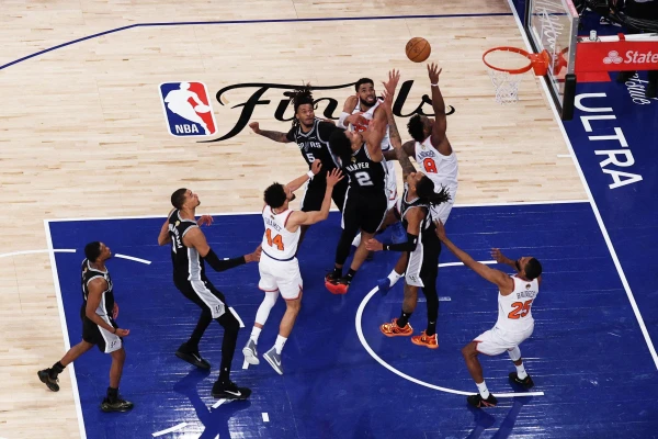 OG Anunoby's Clutch Tip-In Seals Stunning Knicks Comeback Over Spurs in Game 4