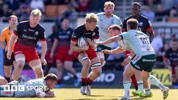 Saracens Edge Tigers 19-15 to Stay in Play-Off Hunt