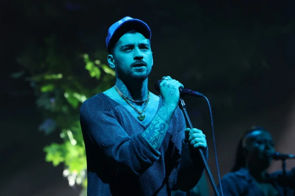 Zayn Malik Shares Hospital Update, Fans Rally with Support