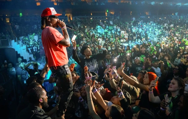 Offset Defies Odds: Wheelchair-Bound Rapper Triumphs in First Post-Shooting Show