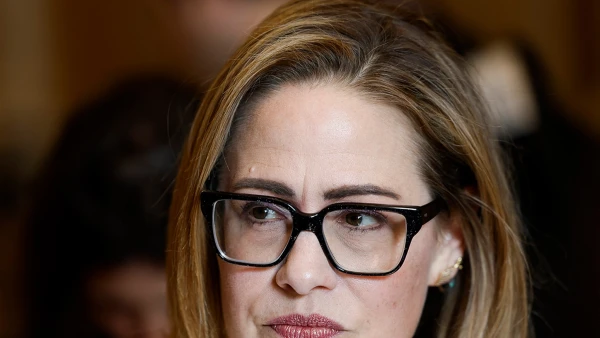 Explosive Court Filing Unveils Sinema's Alleged Intimate Texts with Married Bodyguard