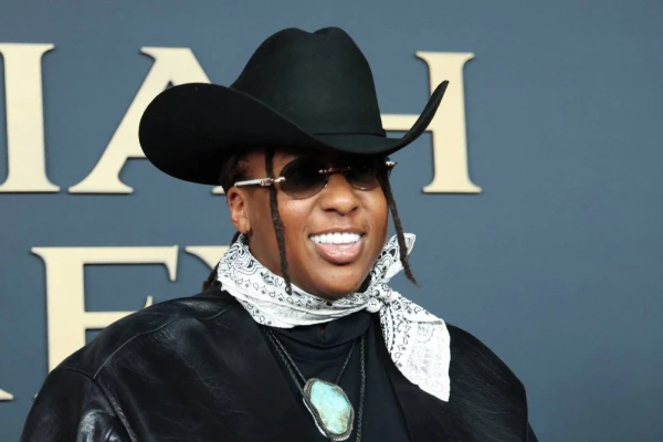 Ink Shines in Stagecoach Debut, Delivering Soulful Set from 'Big Buskin''