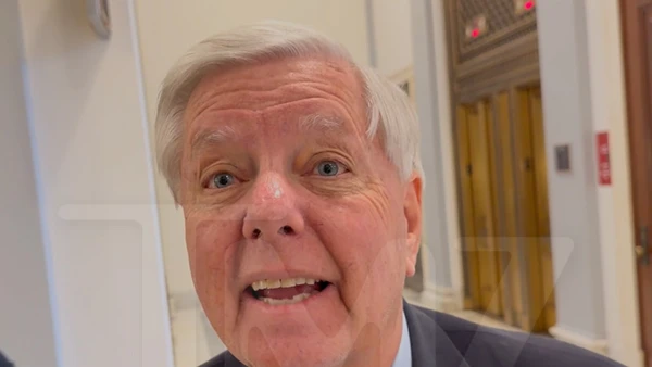 Lindsey Graham Denies Bubble Wand Ownership, Blames Disney’s High Prices