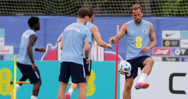 Hovis and Boots: Thieves Snatch England's Training Gear Before Kansas City Arrival