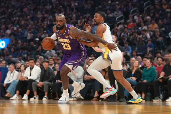 LeBron James Delivers Vintage Performance as Lakers Edge Warriors in Thriller