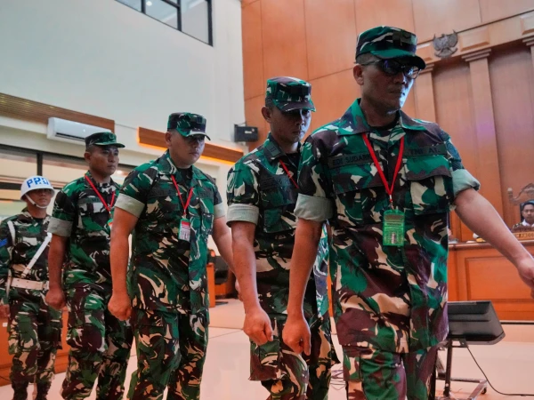 Indonesian Military Court Indicts Four Soldiers for Acid Attack on Activist