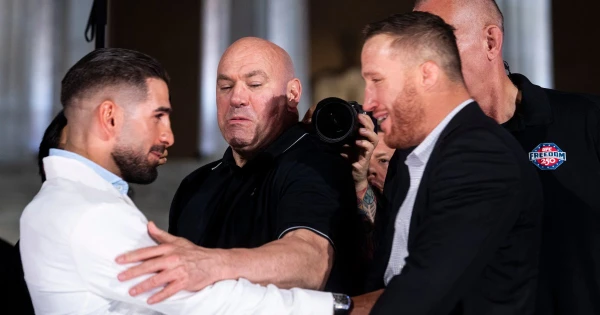 Topuria Shoves Gaethje at Lincoln Memorial Before White House UFC Event