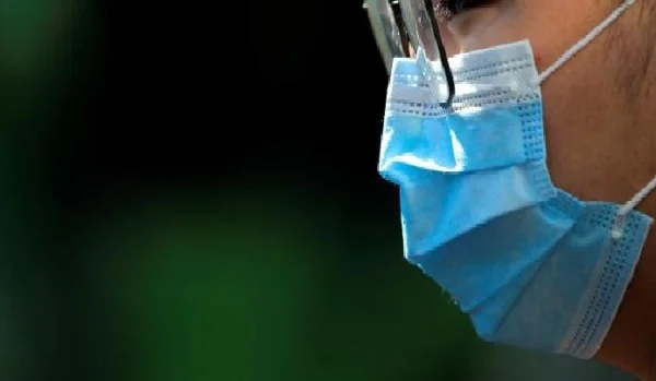 Metro Manila's Air Crisis: Health Officials Urge Mask-Wearing as Pollution Levels Soar