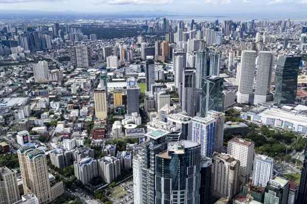 Philippine Economy Expected to Cool Further in Second Quarter