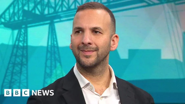 Green Party Leader Zack Polanski Cleared in Houseboat Tax Dispute