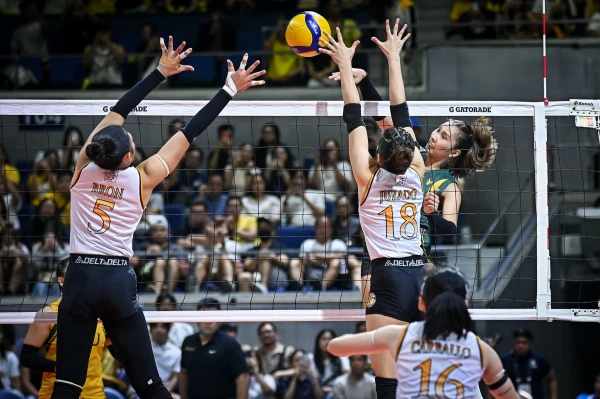UST rallies past FEU to secure stepladder quarterfinal spot