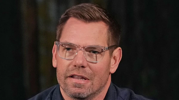 Photos Contradict Accuser's Claims Against Eric Swalwell at DNC Event