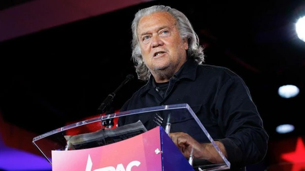 Supreme Court Clears Path to Dismiss Steve Bannon's Contempt Conviction