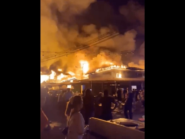 Inferno Devastates Over 200 Homes in Malaysia's Iconic Floating Village