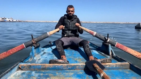 Gaza Fishermen Craft Makeshift Dinghies from Rubble-Salvaged Doorframes