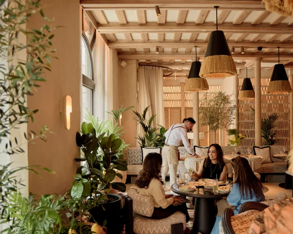Fenix Mayfair: A Gaudy Greek Temple Where Opulence Meets Affordable Gluttony
