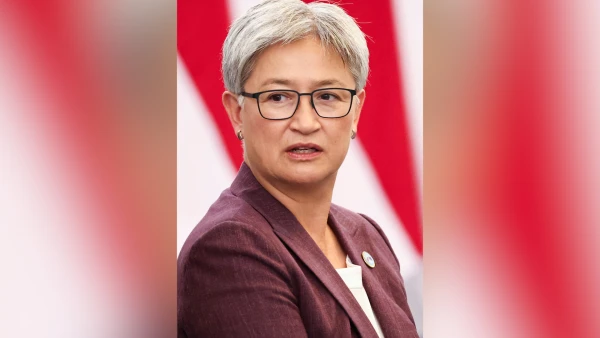 Australian Foreign Minister Heads to Beijing for Energy Talks