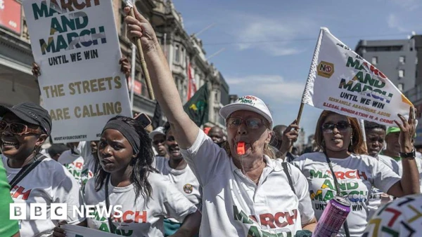 Ghana Summons South African Envoy Over Xenophobic Attacks on Migrants