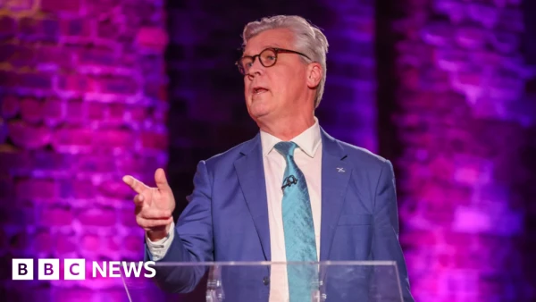 Scottish Labour Leader Sarwar Denounces Reform's Offord as 'Liar' in Heated Debate Clash