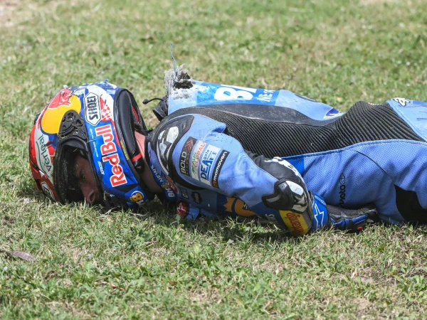 Di Giannantonio Triumphs in Chaos-Stricken Catalan MotoGP