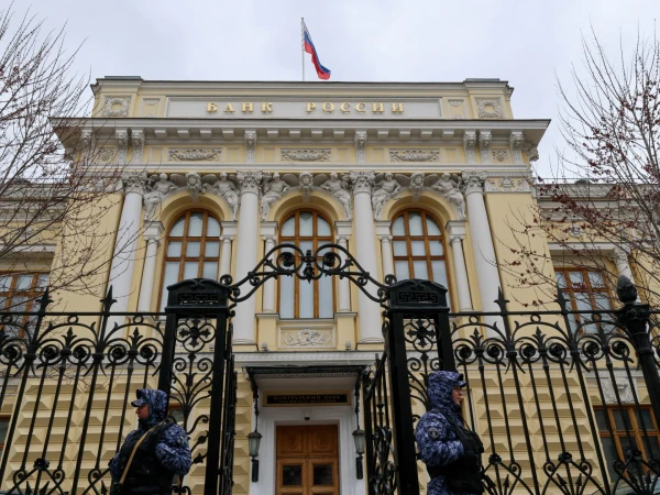 Why have half a million Russians gone bankrupt amid Ukraine war?