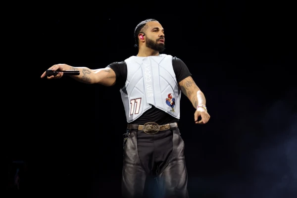 Drake Crashes Don Toliver's Toronto Concert for the Live Debut of 'Iceman' Tracks