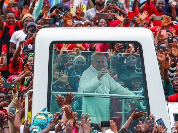 Pope's Peace Plea in Cameroon's Conflict Zone: A Call for Unity in Bamenda