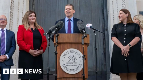 Rhun ap Iorwerth reveals ministerial team, promising 'new era' for Wales