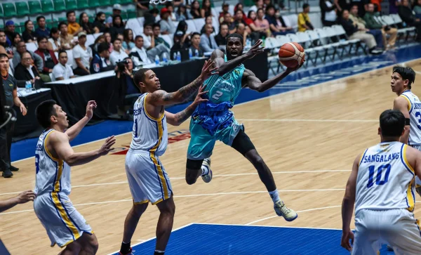 Phoenix Super LPG Rallies Past Magnolia in Second Half for PBA Win