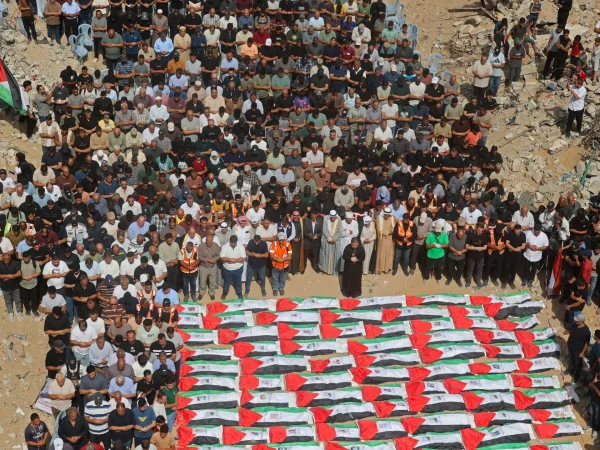 Gaza Families Finally Lay to Rest 105 Victims of 2023 Airstrike Following Massive Rubble Recovery