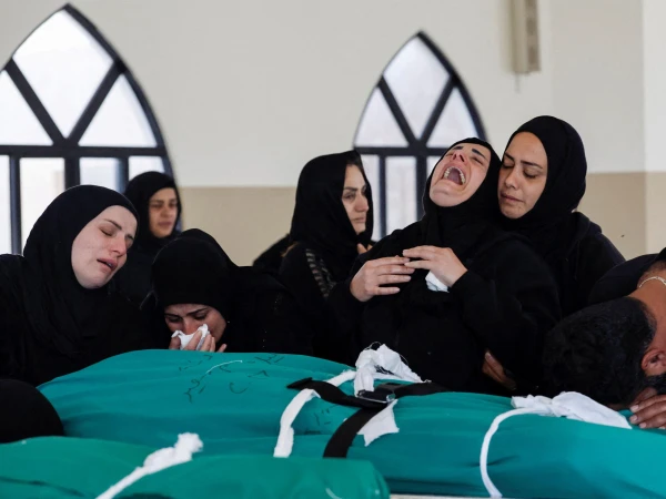 U.S. Military to Block Iranian Shipping in Strait of Hormuz, Sparking Global Oil Price Concerns