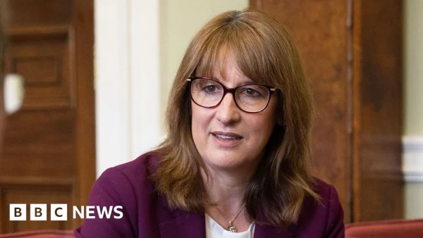 Labour's Fiscal Quagmire: Iran Conflict Exacerbates Economic and Defense Dilemmas