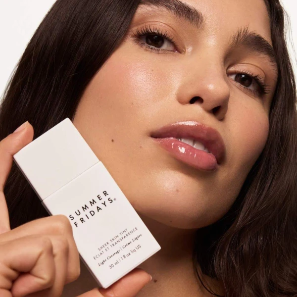 Sephora's Spring Sale Unveils Radiant Foundations for Wedding Season