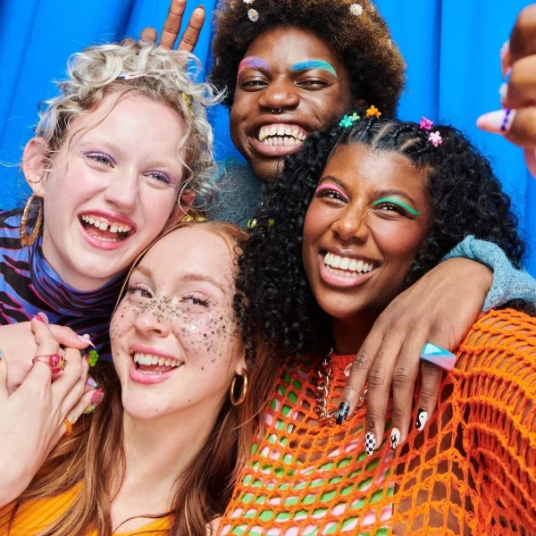Forget Cringe: The Ultimate Graduation Gift Guide for Gen Z