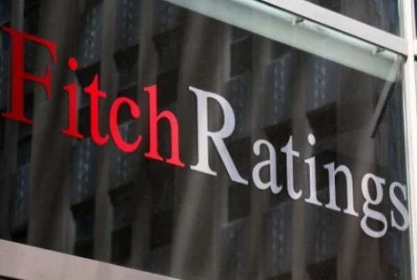 Philippines' Credit Rating at Risk: Fitch Issues Negative Outlook Amid Fiscal Pressures