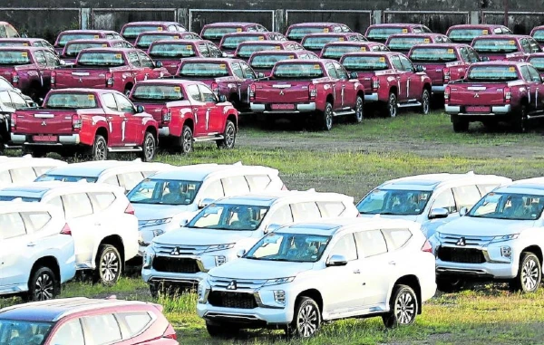Philippine Auto Market Hits Speed Bump: First Quarter Sales Drop Nearly 10%
