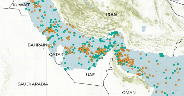 Strait of Hormuz Sees 279 Vessels Transit Amid 22 Attacks Since Conflict Escalation