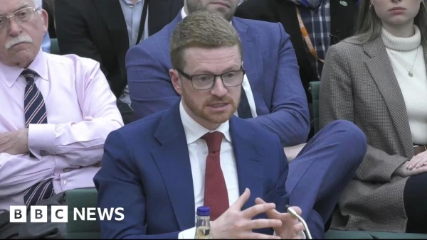 Ex-Starmer Aide Admits ‘Serious Mistake’ in Pushing Mandelson for US Ambassador