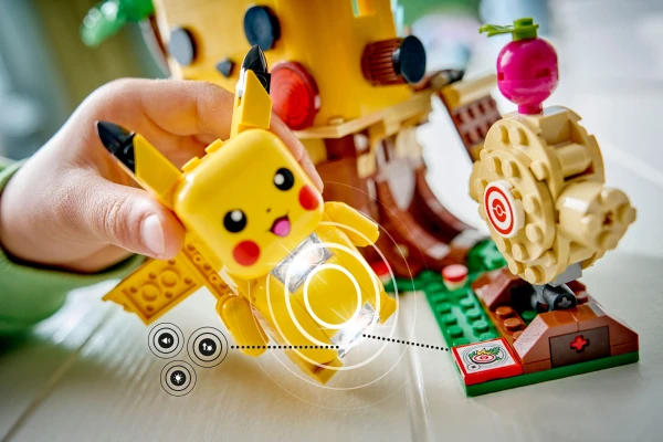 Lego's New Pokémon Sets Let You Battle, Heal, and Level Up Like the Real Games