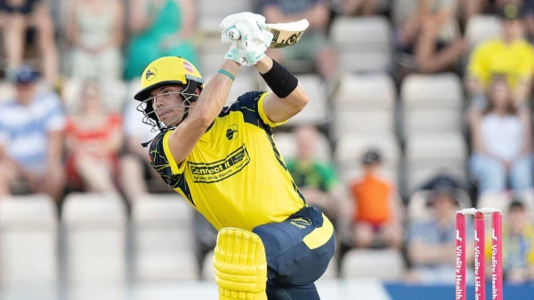 Stubbs Blasts 69 to Propel Hampshire to First T20 Blast Victory Over Essex