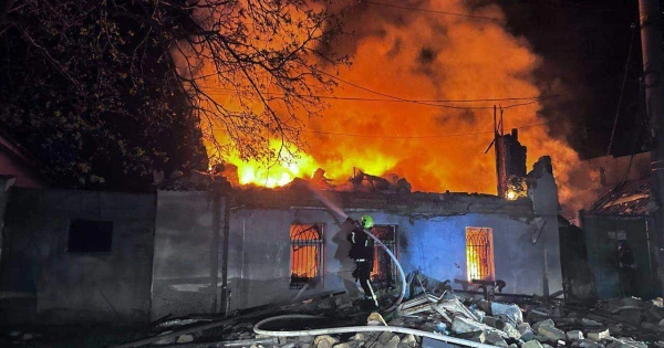 Russian Strikes Target Odesa Port, Kill Railway Worker in Zaporizhia