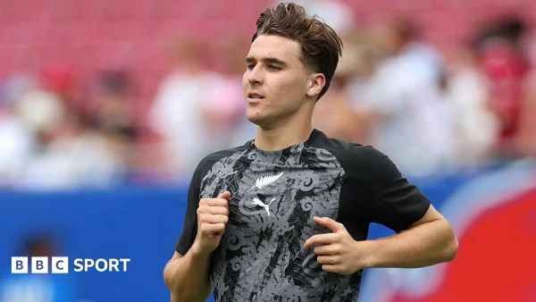 New Zealand Create World Cup First with Mother-Son Duo