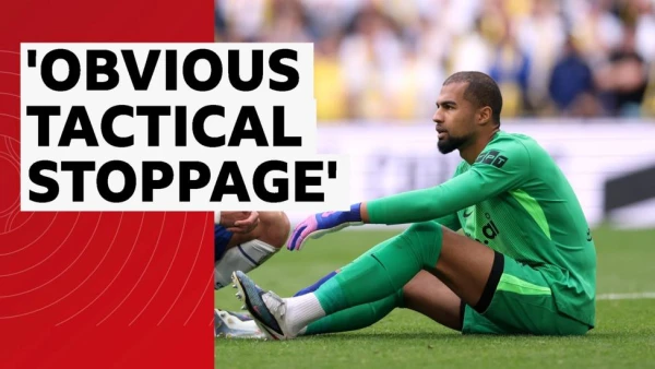 Danny Murphy Calls for Crackdown on 'Tactical Stoppages' After Chelsea-Leeds Clash